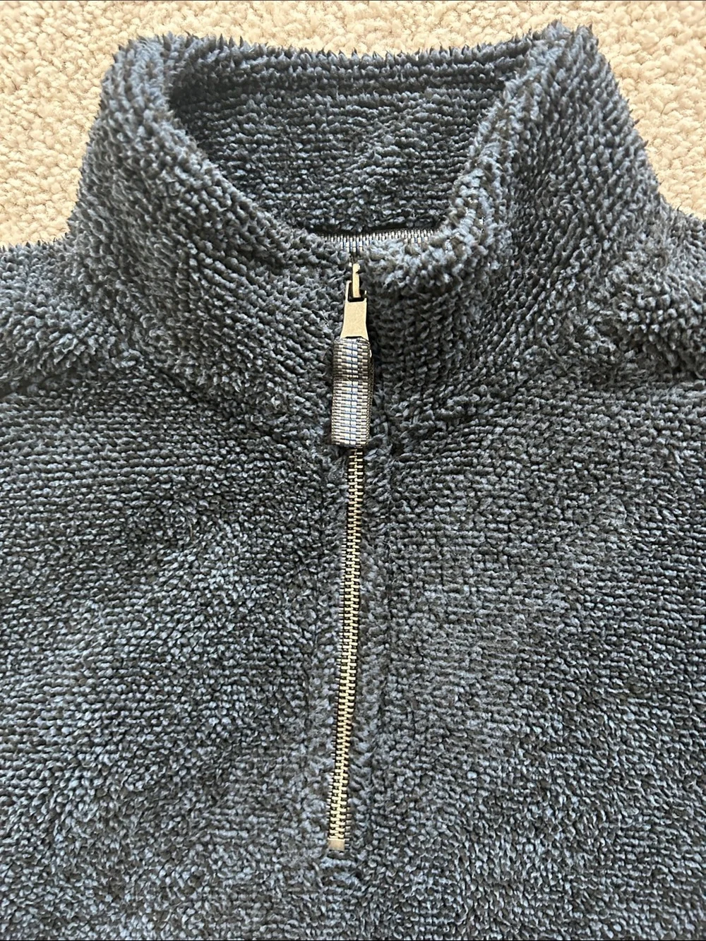 Pull Over Sweater - Picture 2 of 3